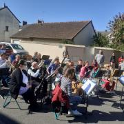 Animation Fourchambault en fête au marché